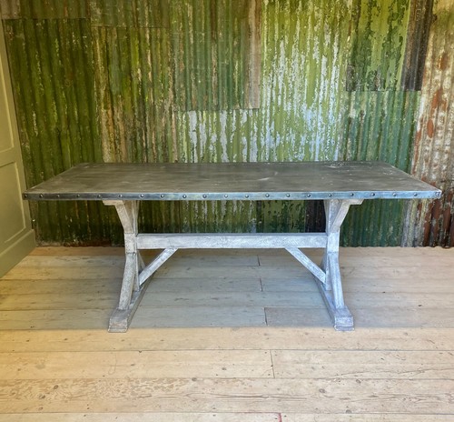 Painted frame zinc topped - painted,